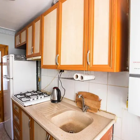 2br-1lr Seaview Family Place Next To Center Apartment *