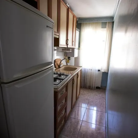 2br-1lr Seaview Family Place Next To Center Istanbul
